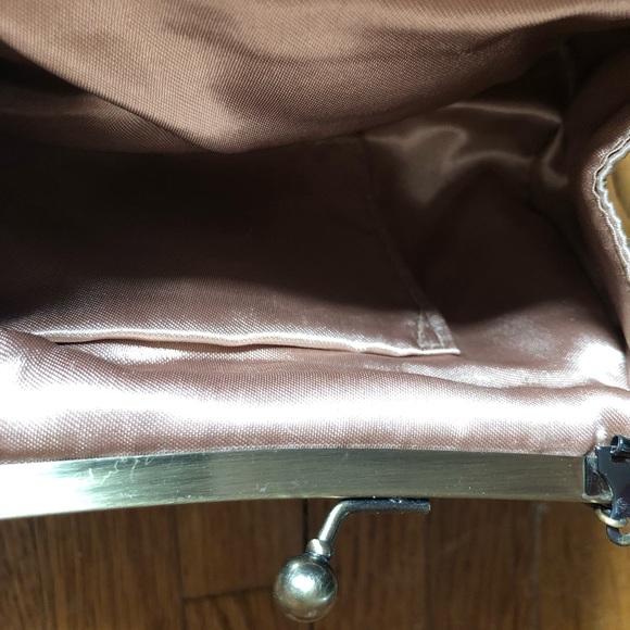 Fancy Dainty Beaded Sequin Purse - Picture 5 of 5